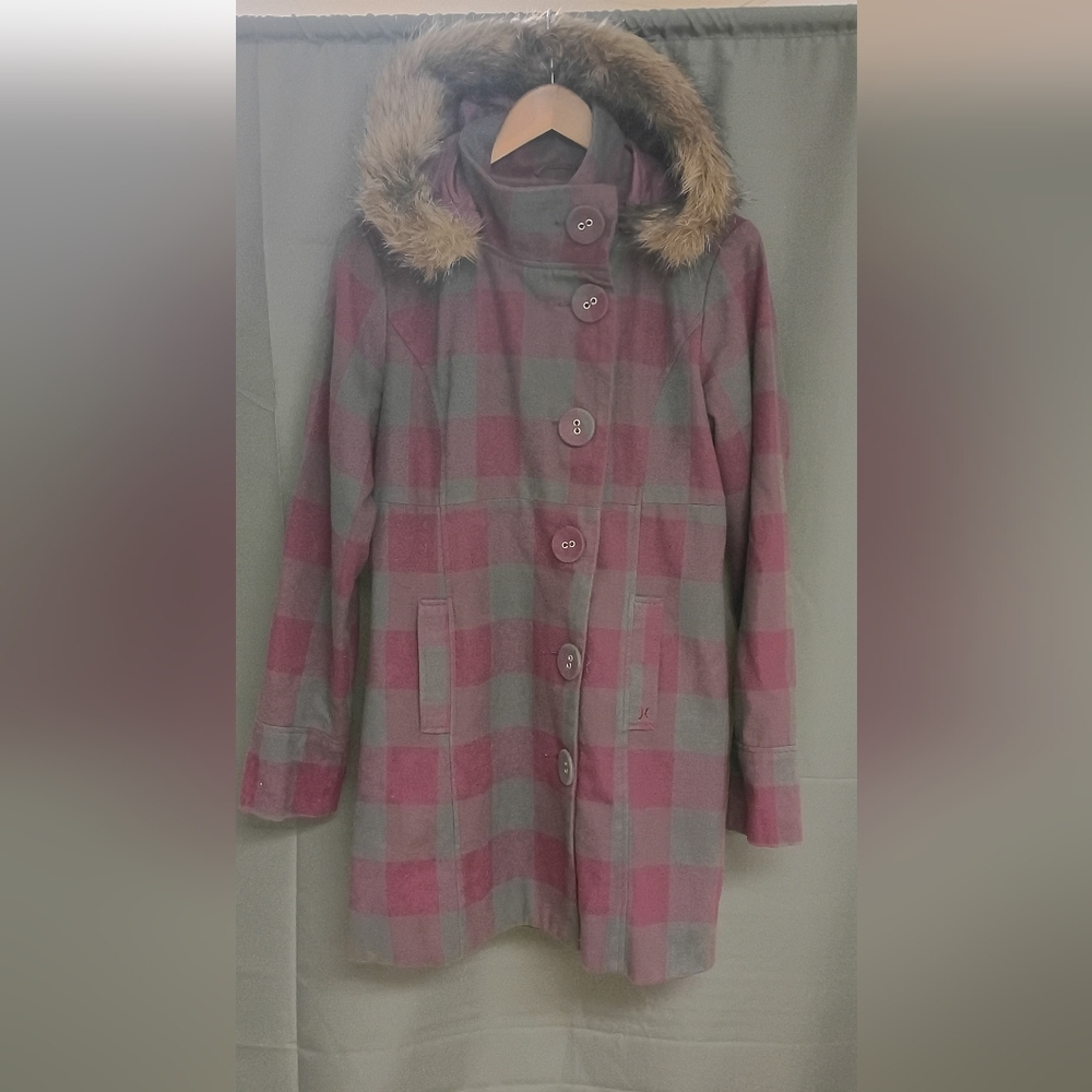 Hurley Women's Pink and Gray Plaid Coat with Faux Fur Hood Perfect Condition